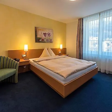 Hotel Parkhotel Gunten - &